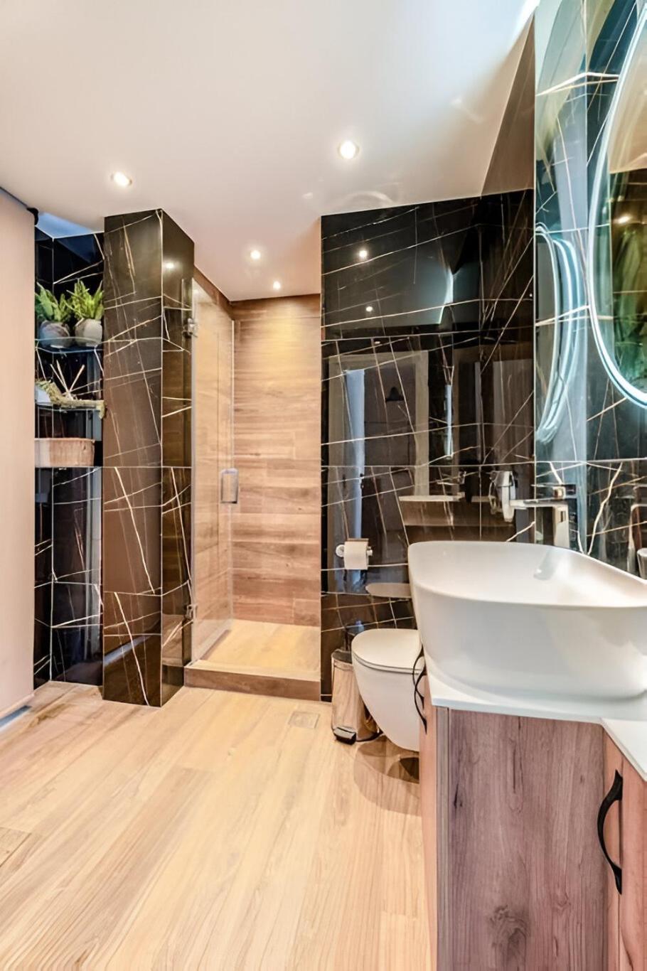 Elegant, Modern & Spacious Apartment In Thessaloniki With Balcony מראה חיצוני תמונה